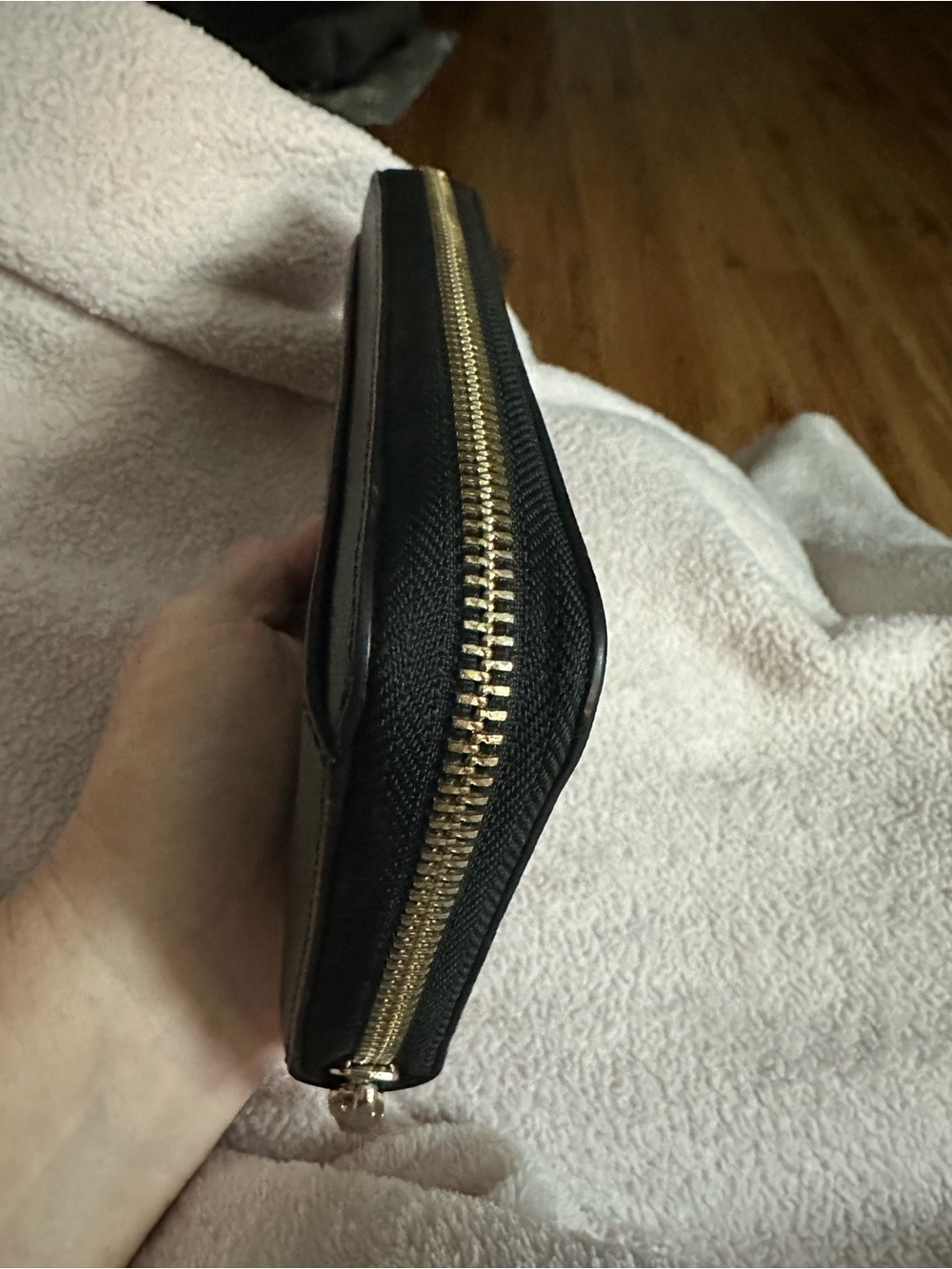 kate spade black zip-around Saffiano leather wallet - Picture 14 of 14